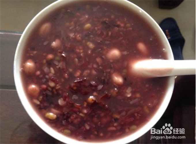 怎样用电压力锅熬做出软烂香糯的米粥