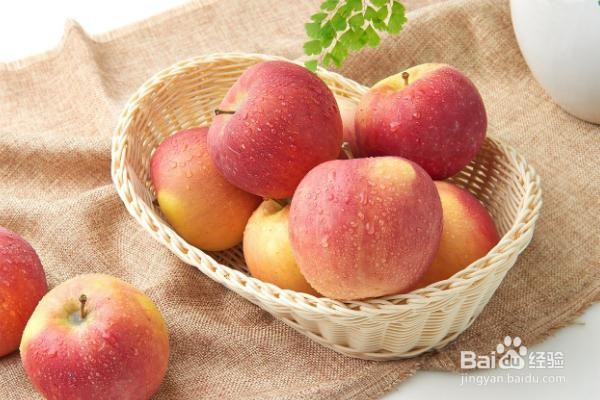 如何区分红富士苹果与秦冠苹果