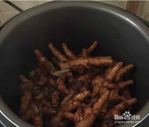 火锅调料来做鸡爪!