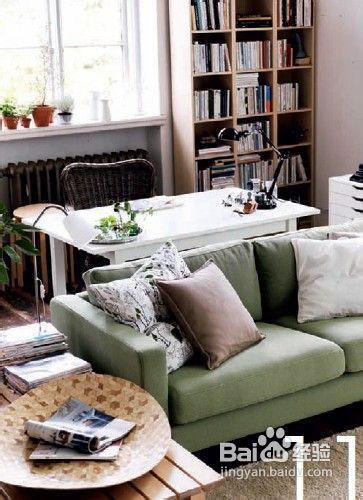 使用书桌18式布置舒适工作角落