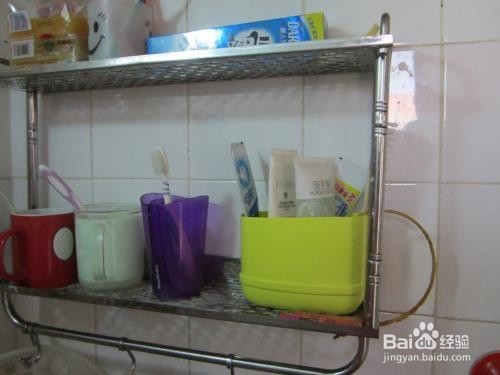 洗洁精瓶子制作洗漱用品收纳盒