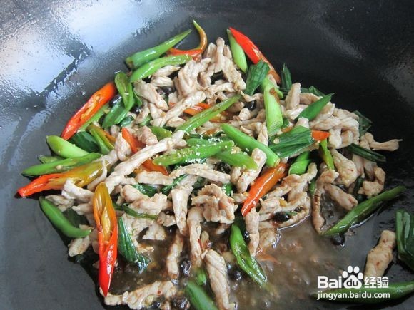 油而不腻的双椒豆豉炒肉丝怎么做呢