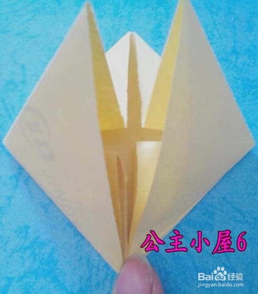 好玩好看的心形折纸－－也可以用纸币来折