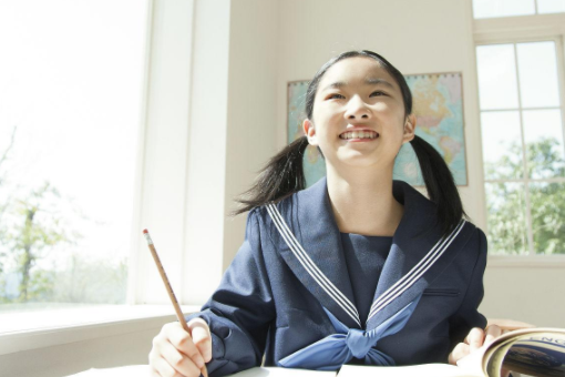 a small gift 还是a little gift