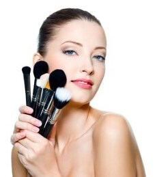 化妆带隐形眼镜的步骤