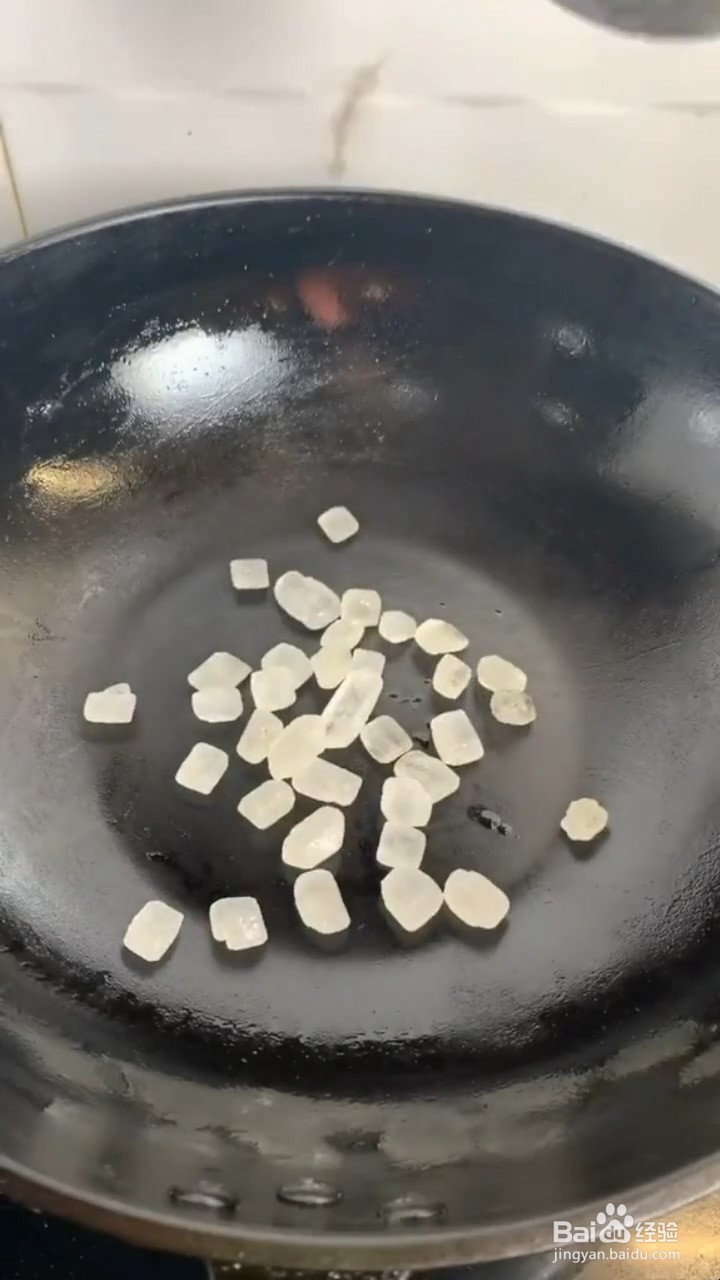 如何制作美味的家常酱猪蹄