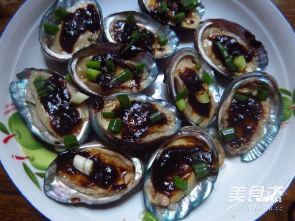 侯柱酱蒸鲍鱼