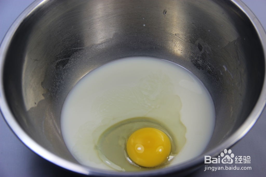 培根沙拉面包的做法