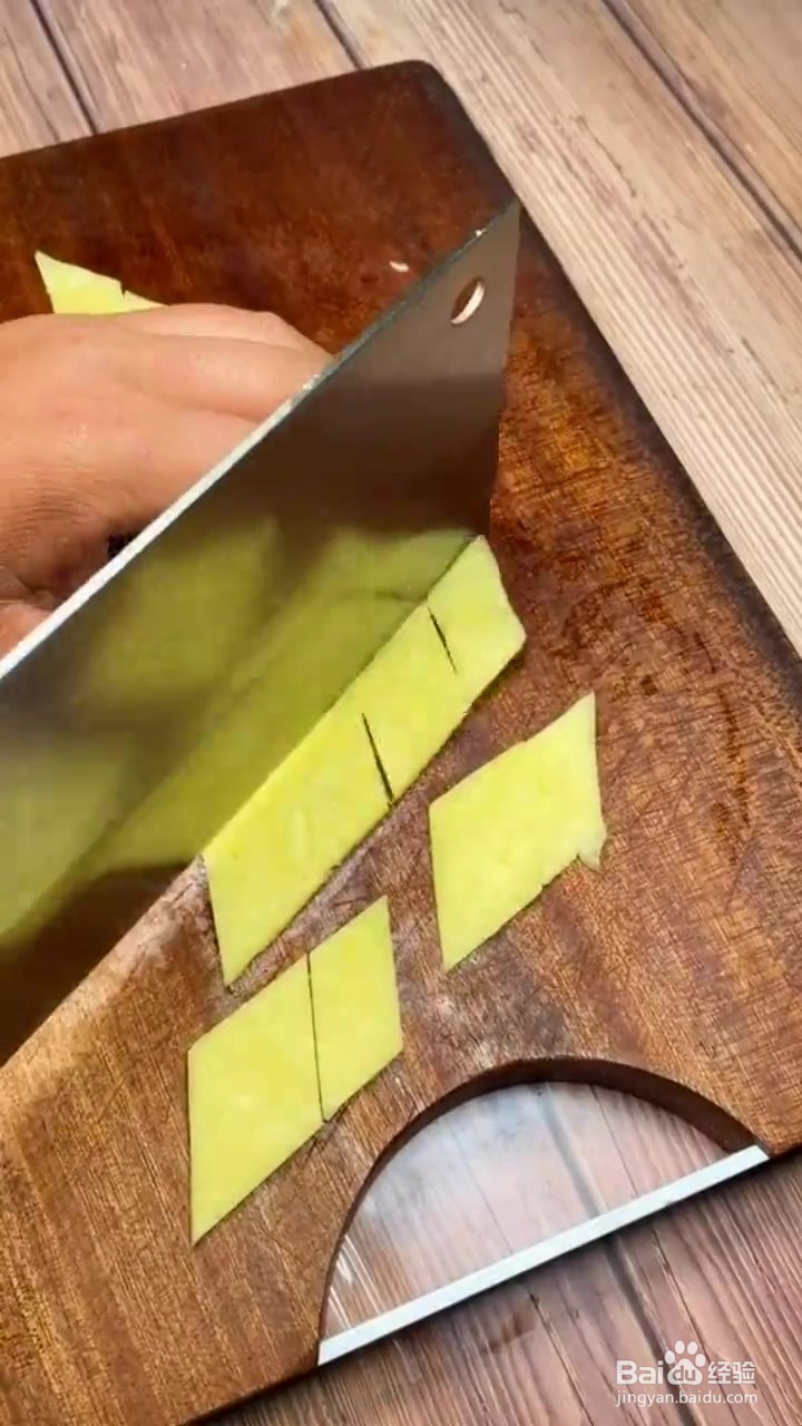 如何制作拔丝鸡蛋