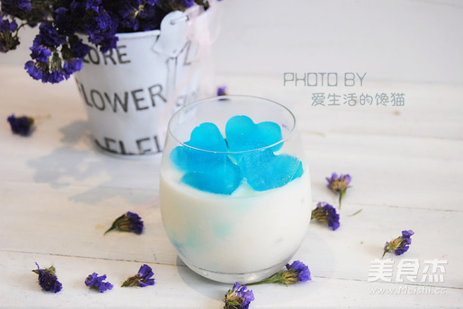 蓝莓榴莲冰沙