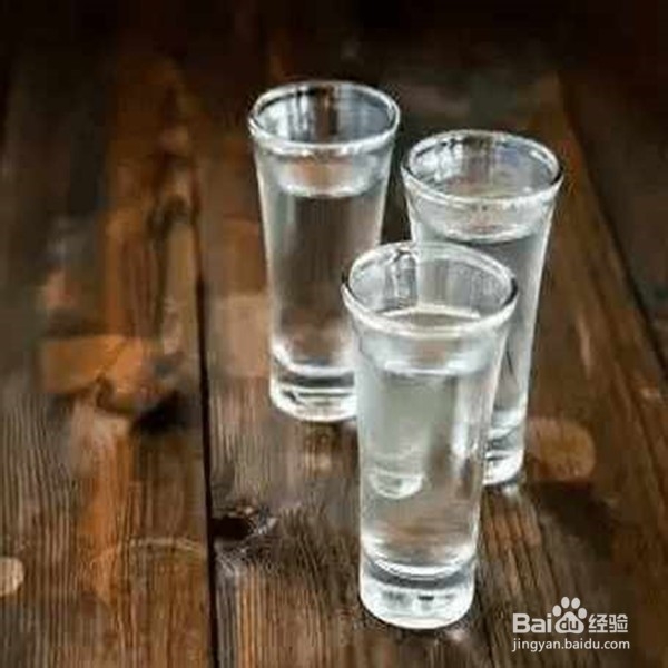 如何鉴别白酒的好坏?