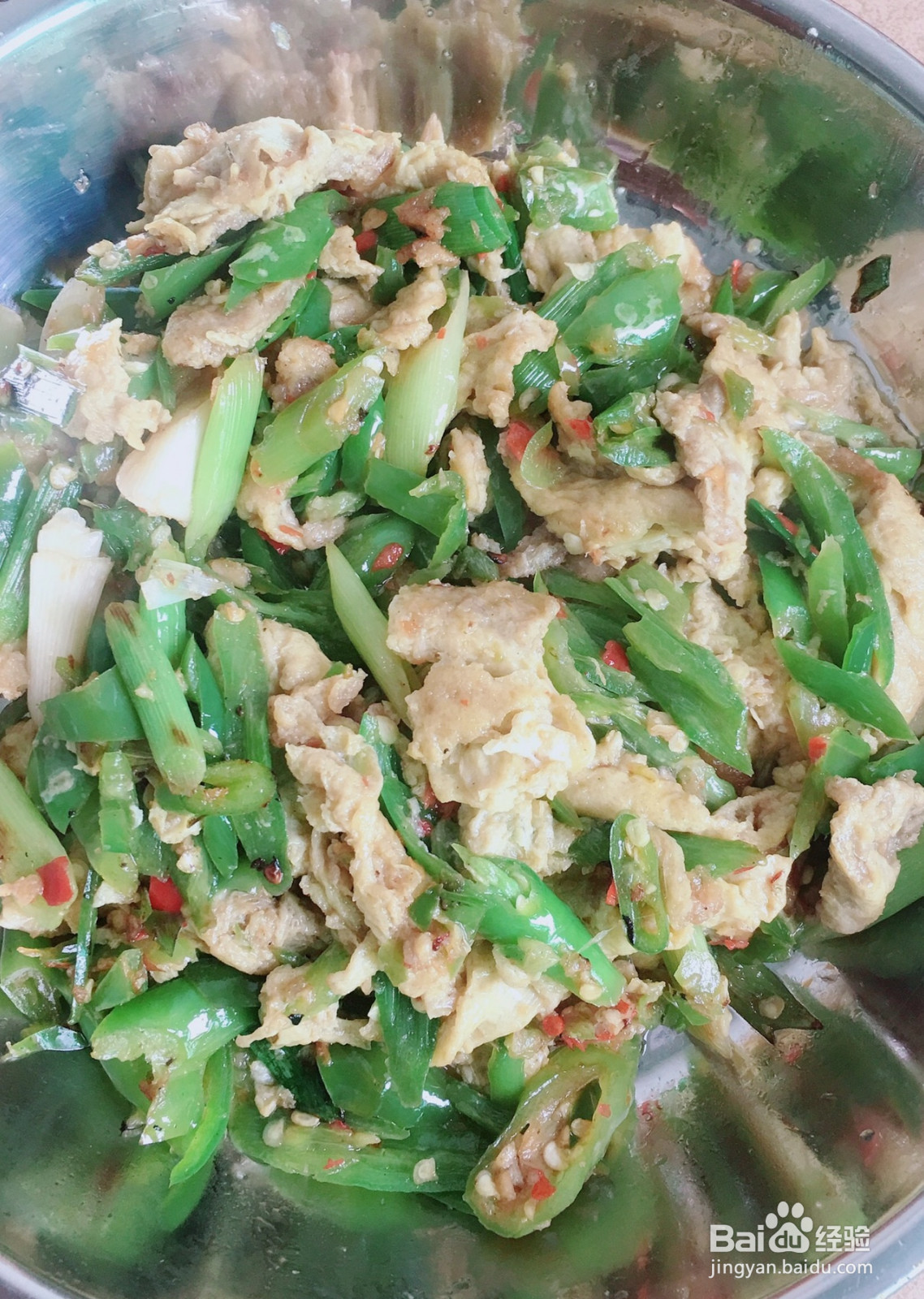 辣椒炒鸡蛋的做法