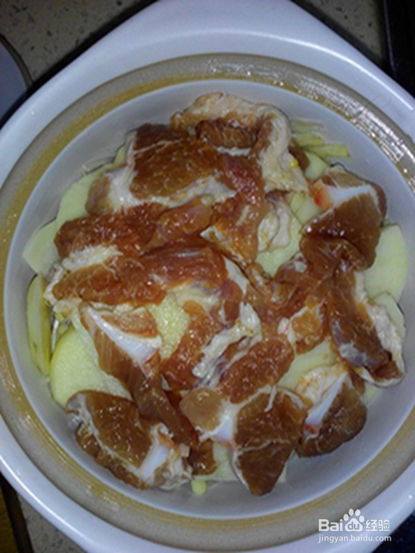 砂锅三鲜煲脆骨