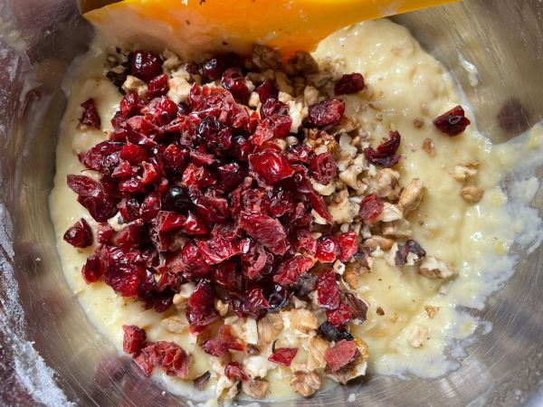 蔓越莓核桃香蕉蛋糕