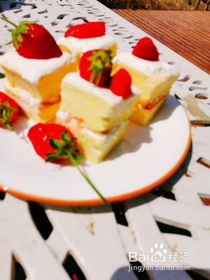 草莓蛋糕的做法