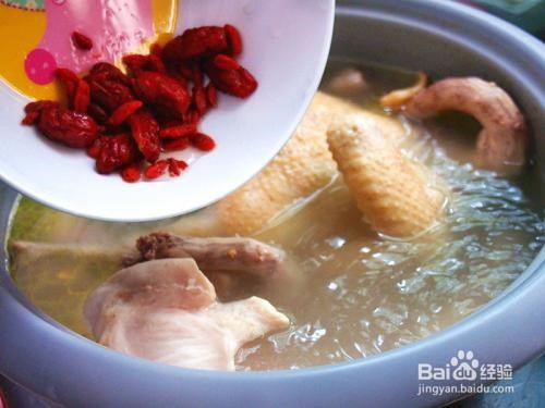 怎样煮鸡汤好喝？