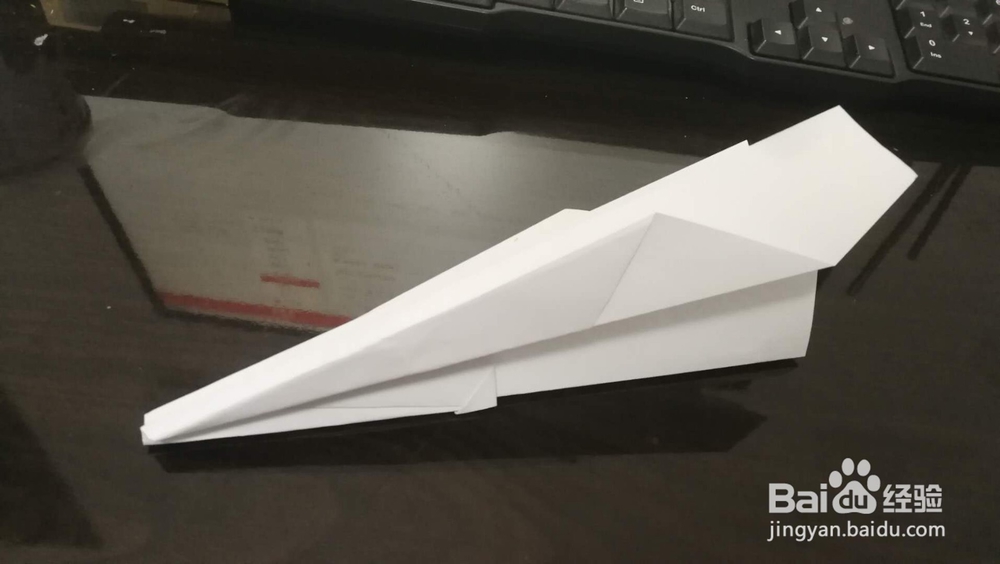 如何让纸飞机飞得又高又远?