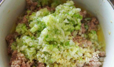 猪肉水饺馅的做法