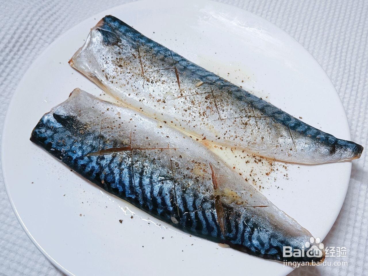 柠檬香煎青花鱼的做法