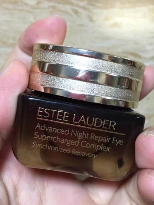 今日护肤好物：四款好用的抗初老眼霜推荐|珀莱雅