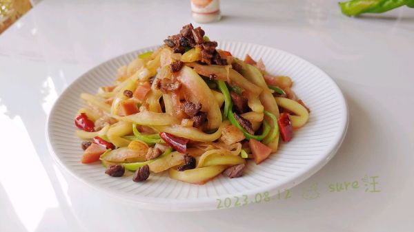 蒜辣肉粒脆瓜条