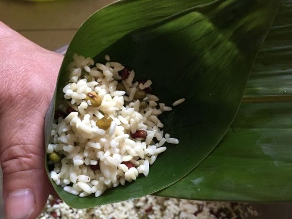 双豆粽和蜜枣粽和碱水粽