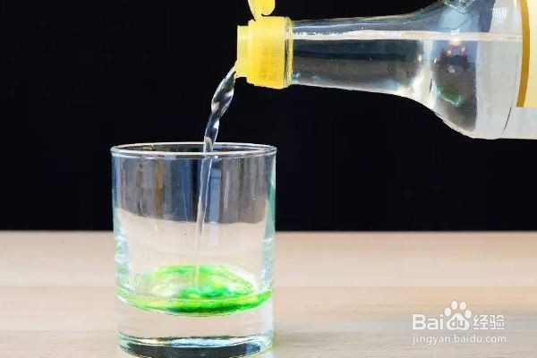 黑色牛仔裤第一次怎么洗不掉色