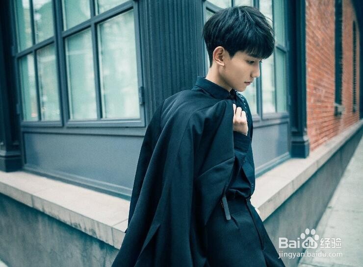 最会穿衣的小鲜肉超完美搭配，却依然有人骂他土