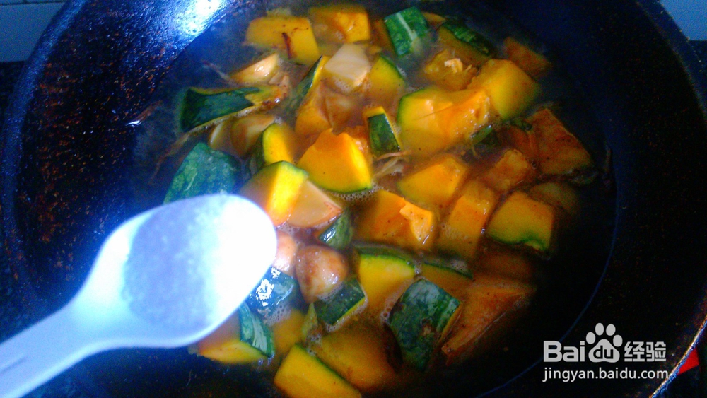 南瓜怎么做最好吃——东北家常菜“南瓜炖土豆”