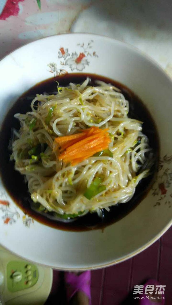 凉拌银芽的做法