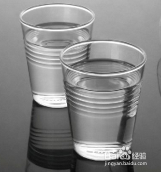 黑枸杞轻松鉴别水的酸碱性