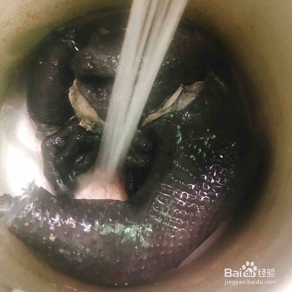 胡萝卜炖乌鸡汤的做法