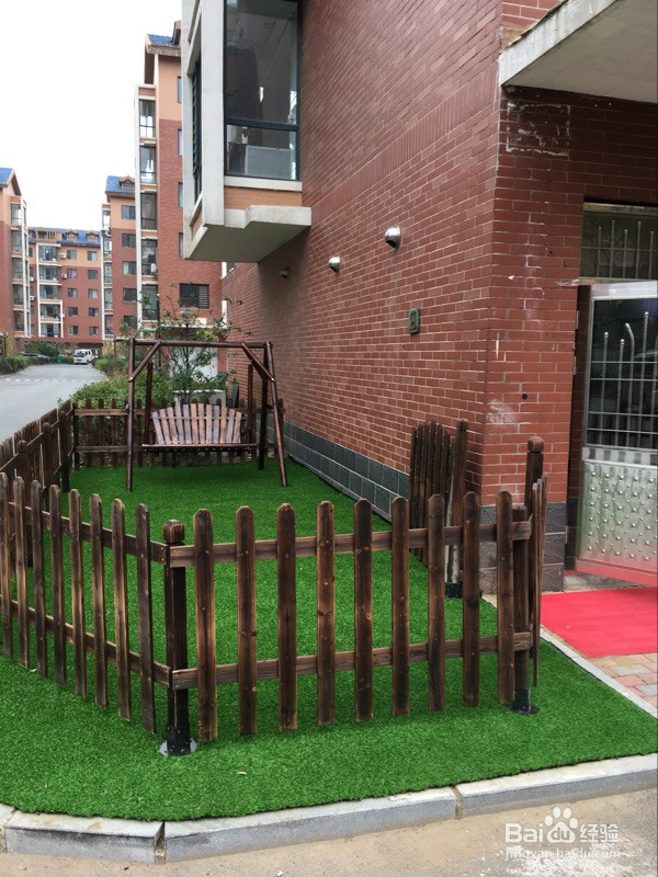 如何更好铺装好人造草坪