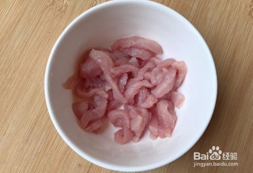 肉丝炒鲜鱿西兰花是怎么做的？家常教程