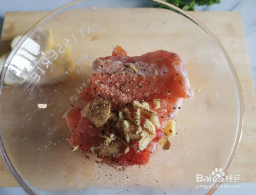 炸三文鱼排的做法