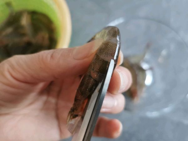 孔雀开屏椒盐虾