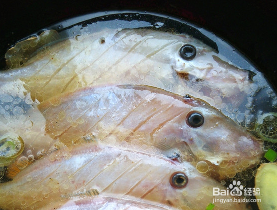 鱼汤炖豆腐做法