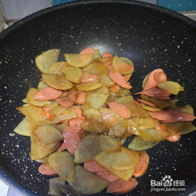 火腿肠炒土豆
