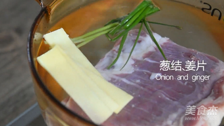 苏州樱桃肉，酥烂入味，色香味俱佳！