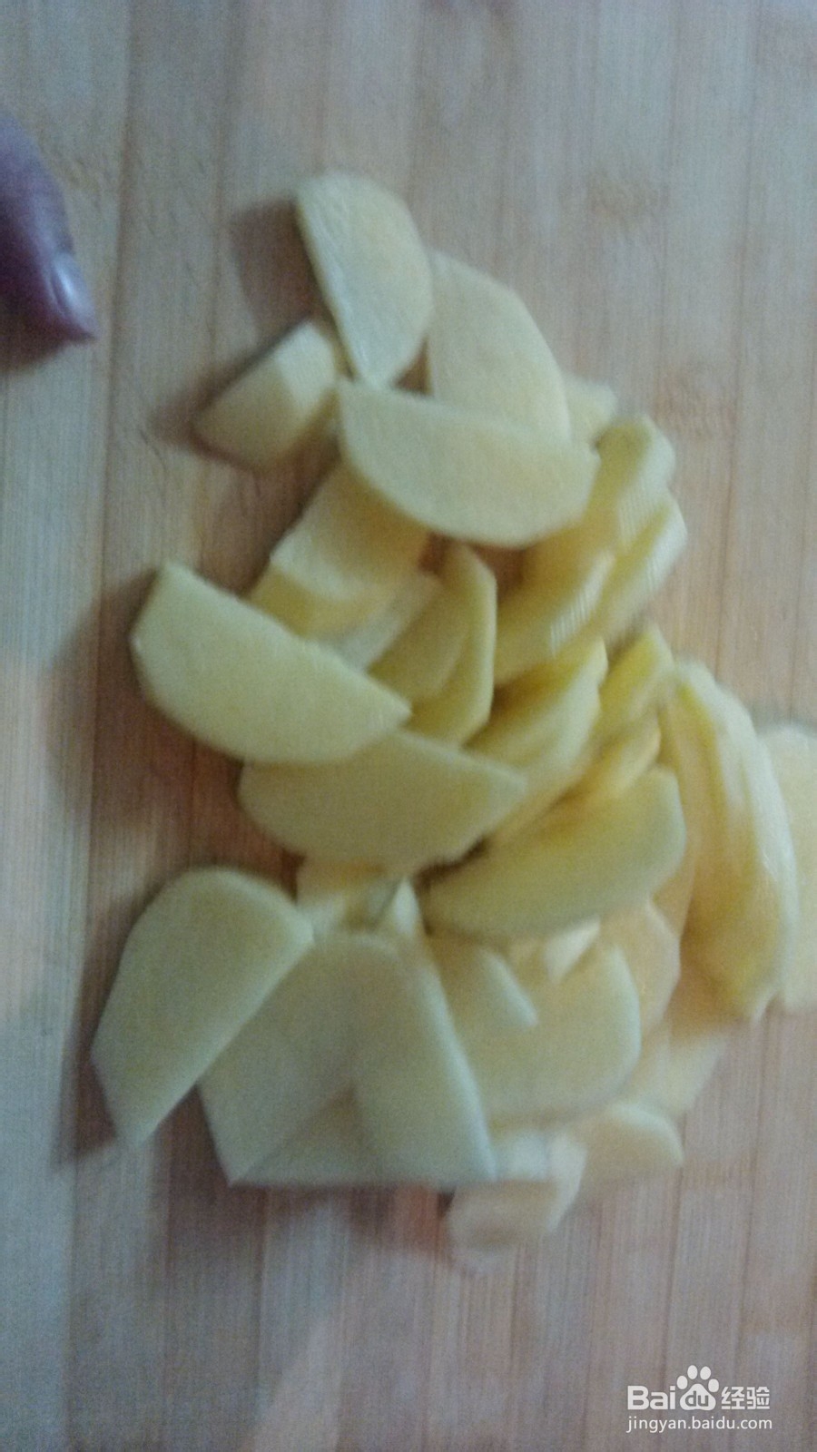 两个人的小日子：[6]晚餐腊肉炒土豆