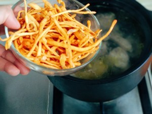 教你怎么做虫草花鲍鱼土鸡汤