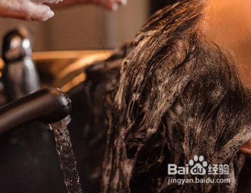 怎样预防头发分叉？一个好习惯让你拥有美丽秀发