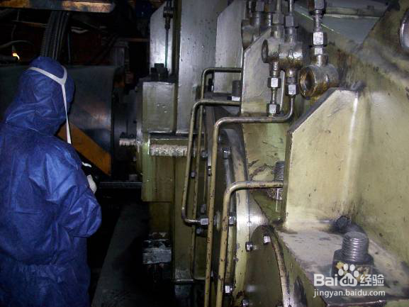 密炼机减速机渗漏结合面快速处理方法