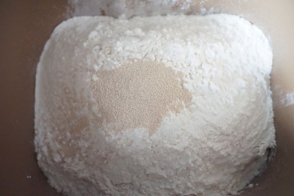 鱿鱼热狗肠披萨