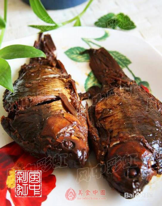 酥到骨子里的酥鲫鱼