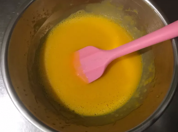 免烤箱芒果慕斯