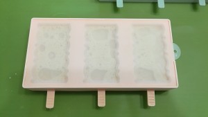 营养价值超高的桃子雪糕