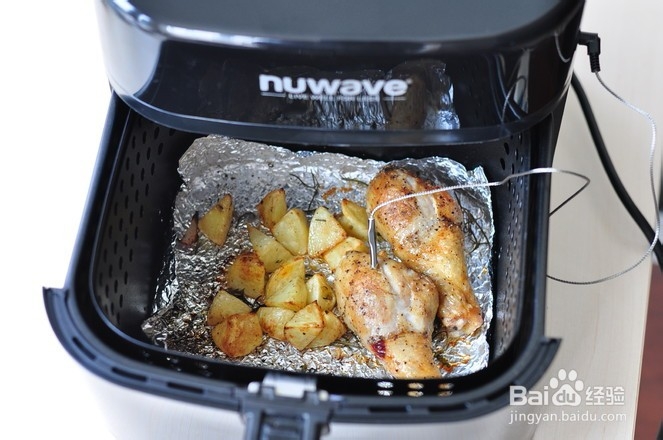 如何做烤蔬菜鸡腿？