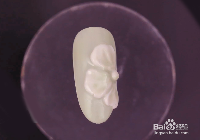 怎样做古韵瓷器水晶雕花美甲？