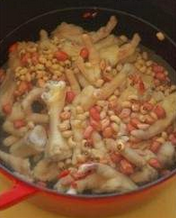 美容山药杂豆煲鸡脚